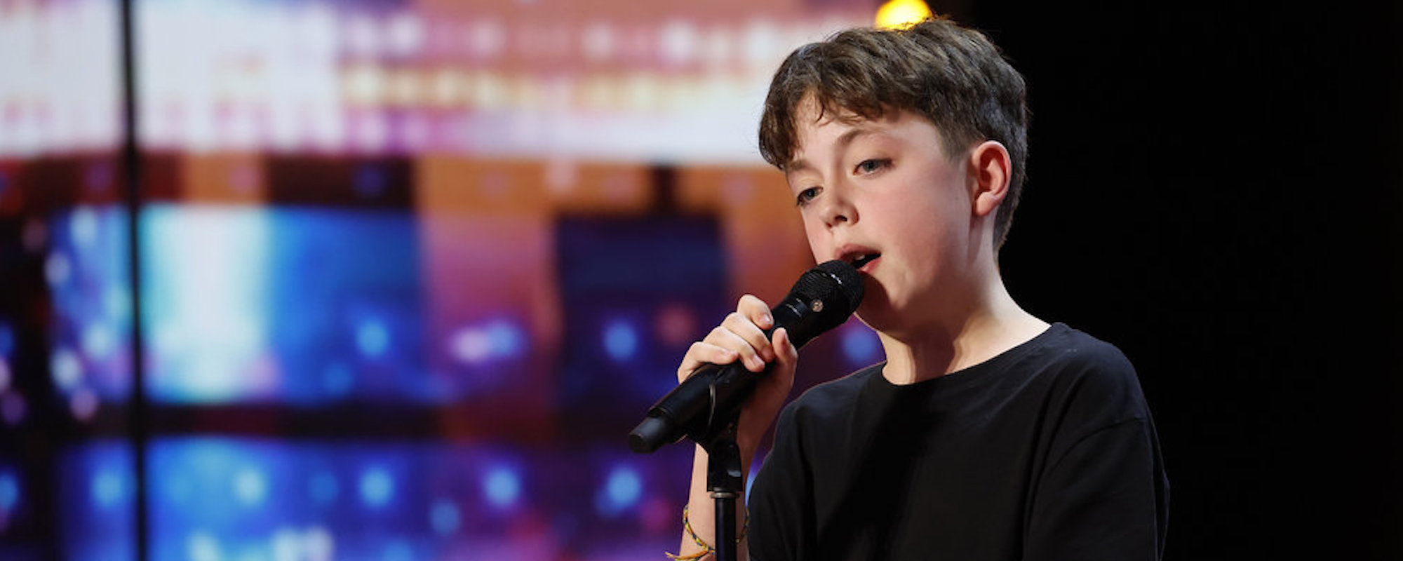 12-Year-Old Busker Alfie Andrew Stuns ‘America’s Got Talent’ Judges with Lady Gaga Cover