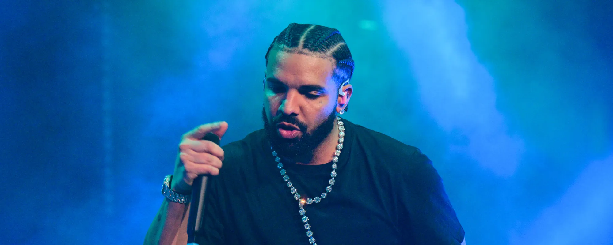 Drake Hosts Kentucky Basketball Players’ Practice at His House