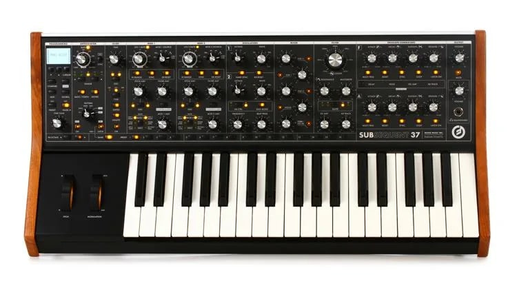 10 Best Synthesizers Of 2024 - American Songwriter