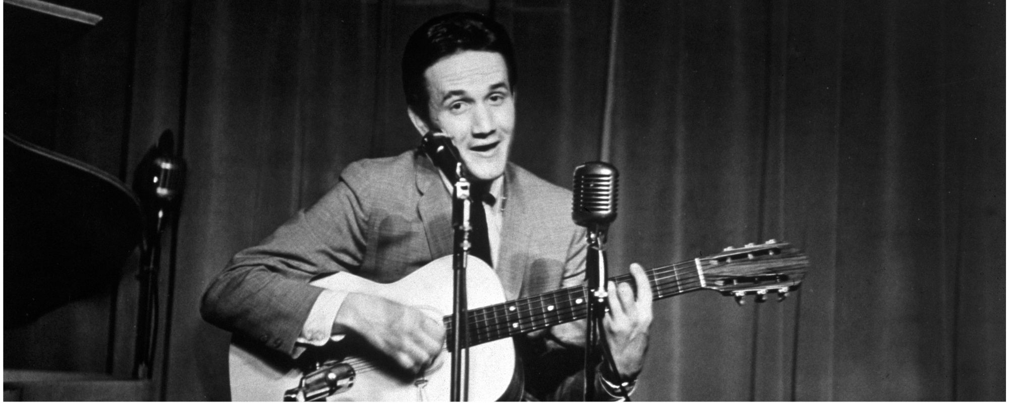Meaning Behind Roger Miller’s Novelty Song “ChugaLug” 100.9 The