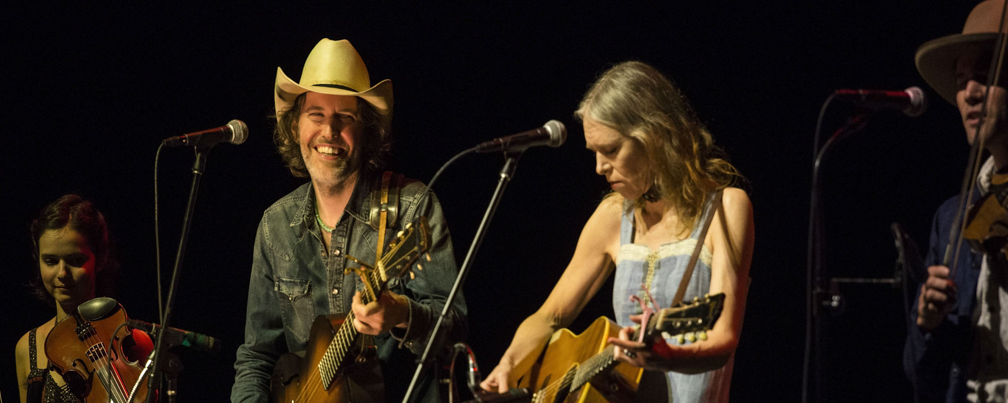 5 Songs You Didn’t Know Gillian Welch and Dave Rawlings Wrote That Were Covered by Other Artists