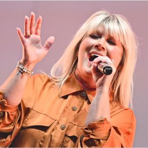 TUNE-IN Alert: Natalie Grant To Sing National Anthem For NFL's Primetime  Kickoff Game Tonight