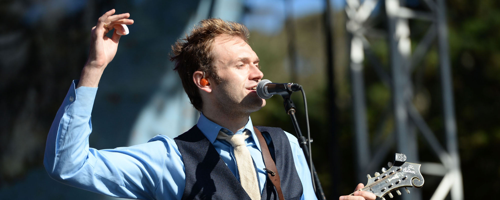 3 Songs You Didn’t Know Chris Thile Composed for Other Artists