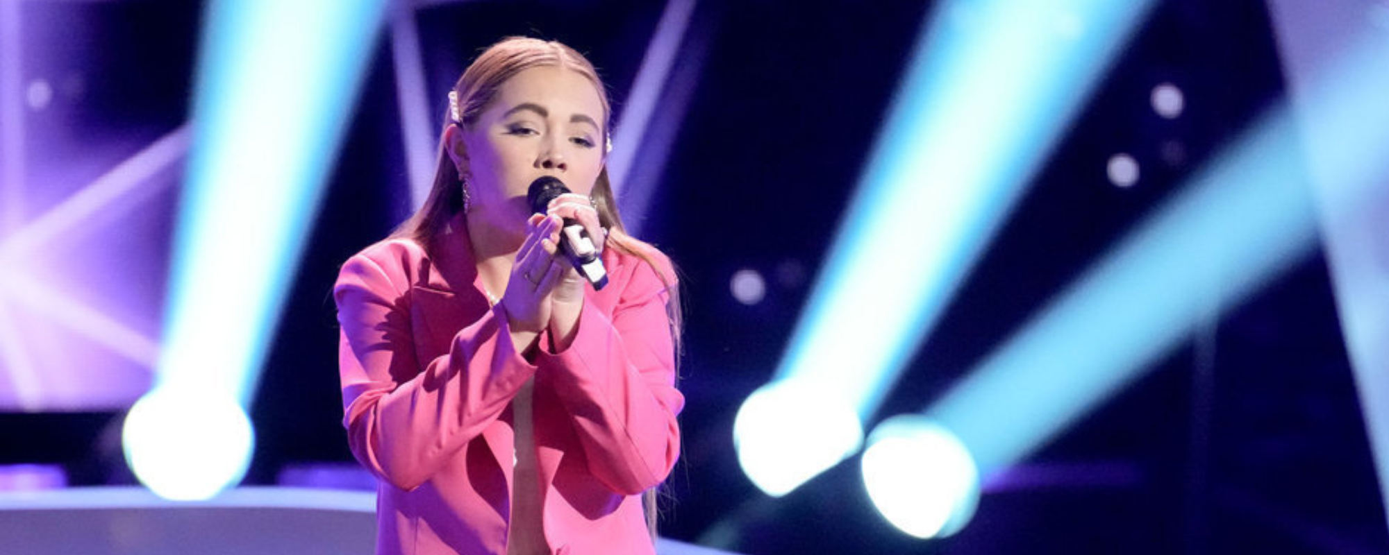 Teen Singer Joslynn Rose Stuns ‘The Voice’ with Riveting Cover of Duncan Laurence’s ‘Arcade’