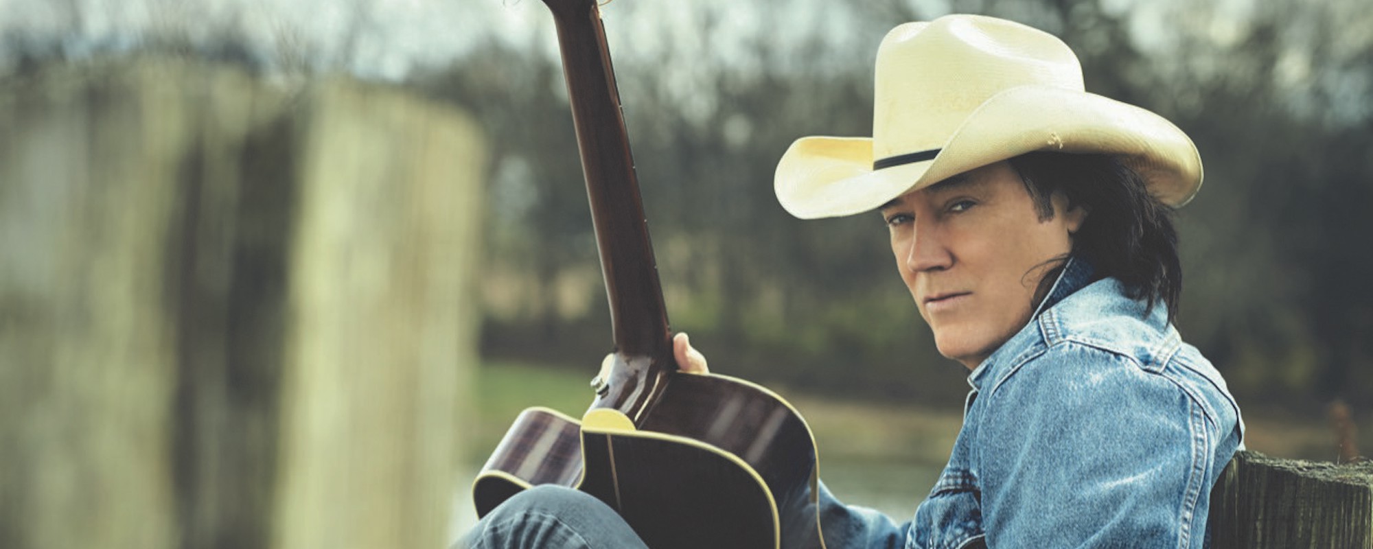 3 David Lee Murphy Songs Every ’90s Country Fan Knows By Heart