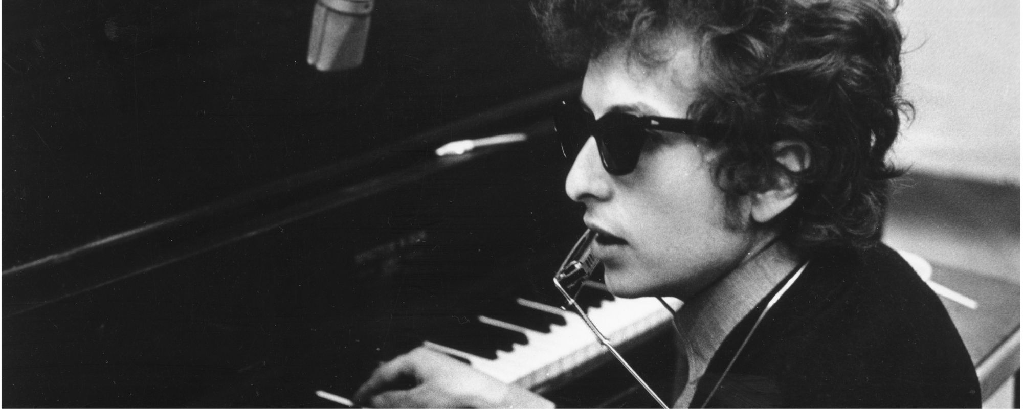 10 Songwriting Tips from Bob Dylan