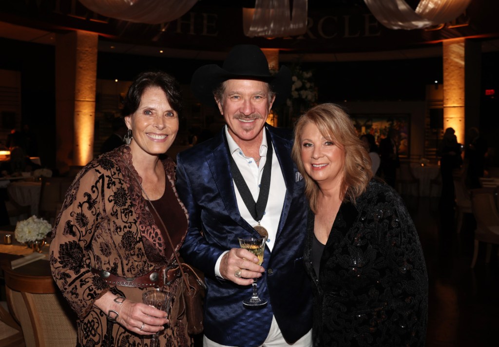 Patty Loveless, Tanya Tucker, and Bob McDill Inducted into the Country ...