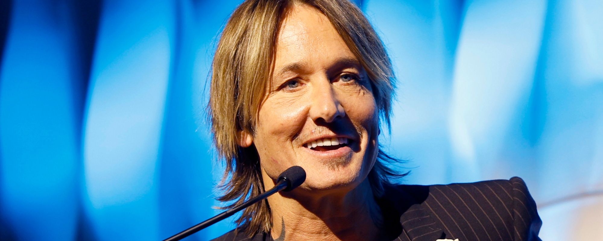 Keith Urban Recalls “Insane” First Thanksgiving in the United States