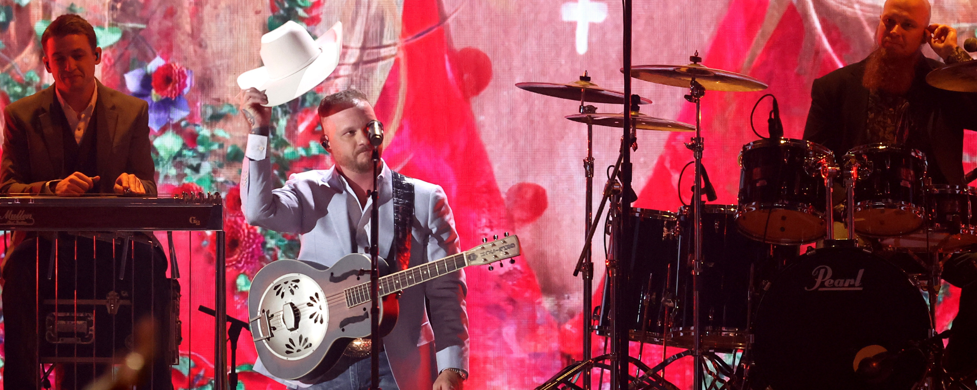 Watch: Cody Johnson Performs “The Painter,” Dedicated to His Wife, During CMA Awards