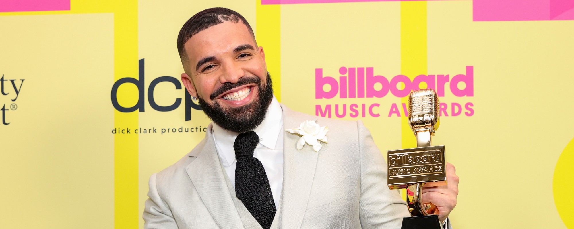 Drake Once Again Sneaks into Spotify Listeners’ Top Artists List and the Reactions are Hilarious