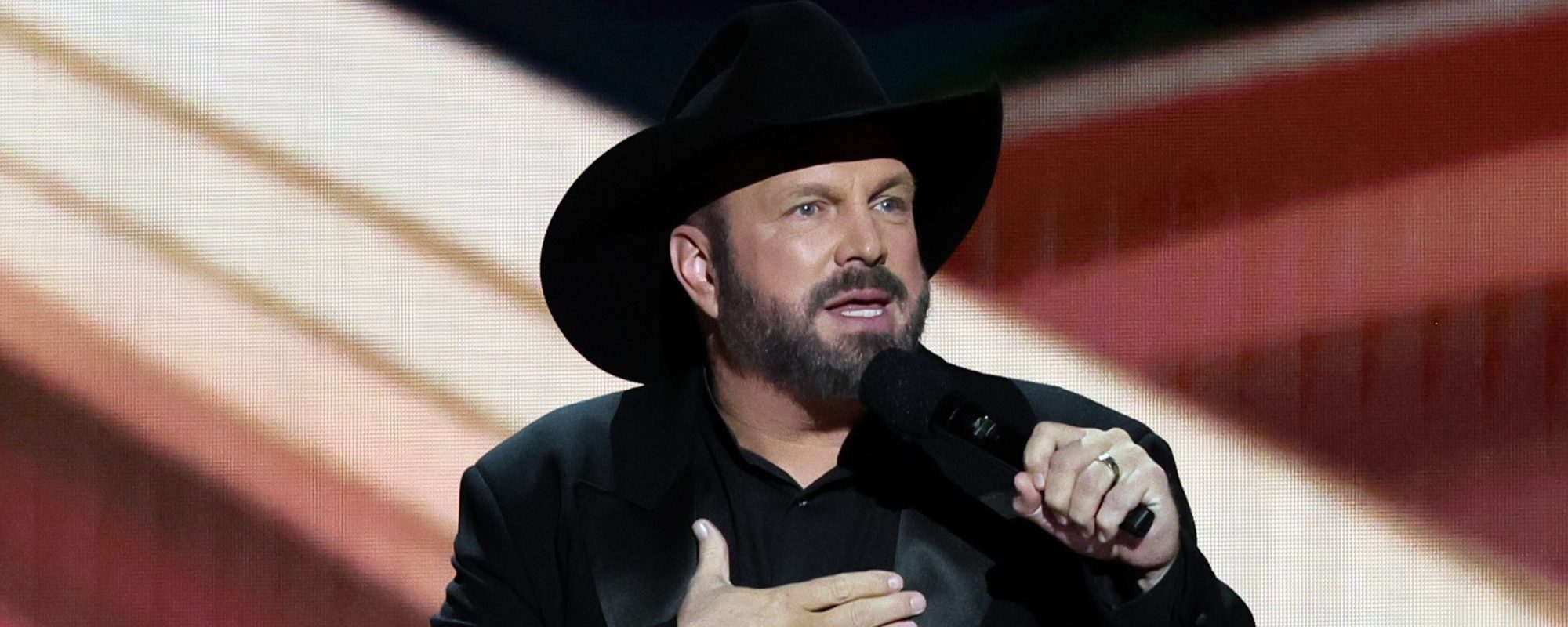 How to Watch Garth Brooks’ Friends in Low Places Bar & Grill Grand Opening Concert on Black Friday