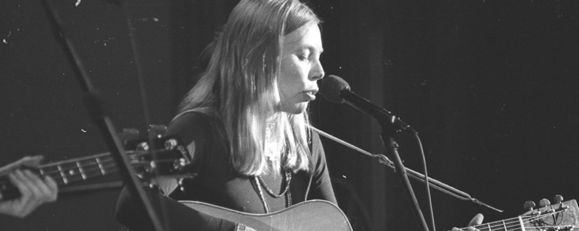 3 Live Shows Every Joni Mitchell Fan Should See