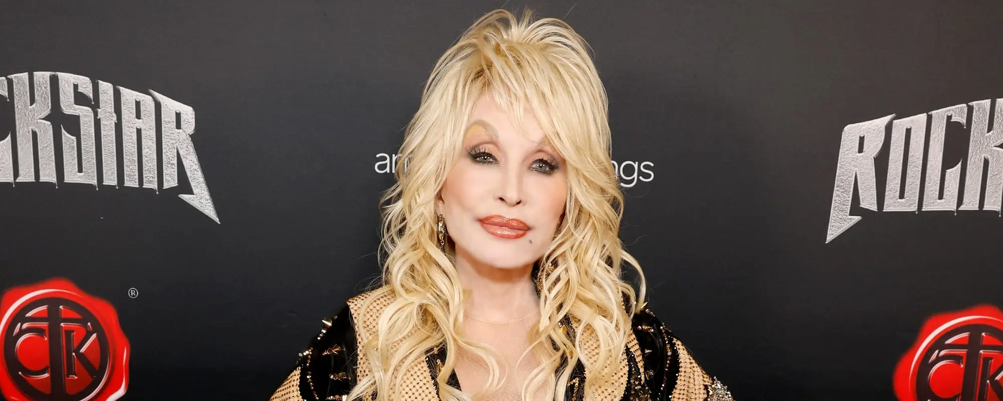 Dolly Parton Discusses Why “Jolene” Is So Popular: “There’s Always Someone More Beautiful Than You”