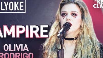 Kelly Clarkson in vampire makeup for Halloween Kellyoke