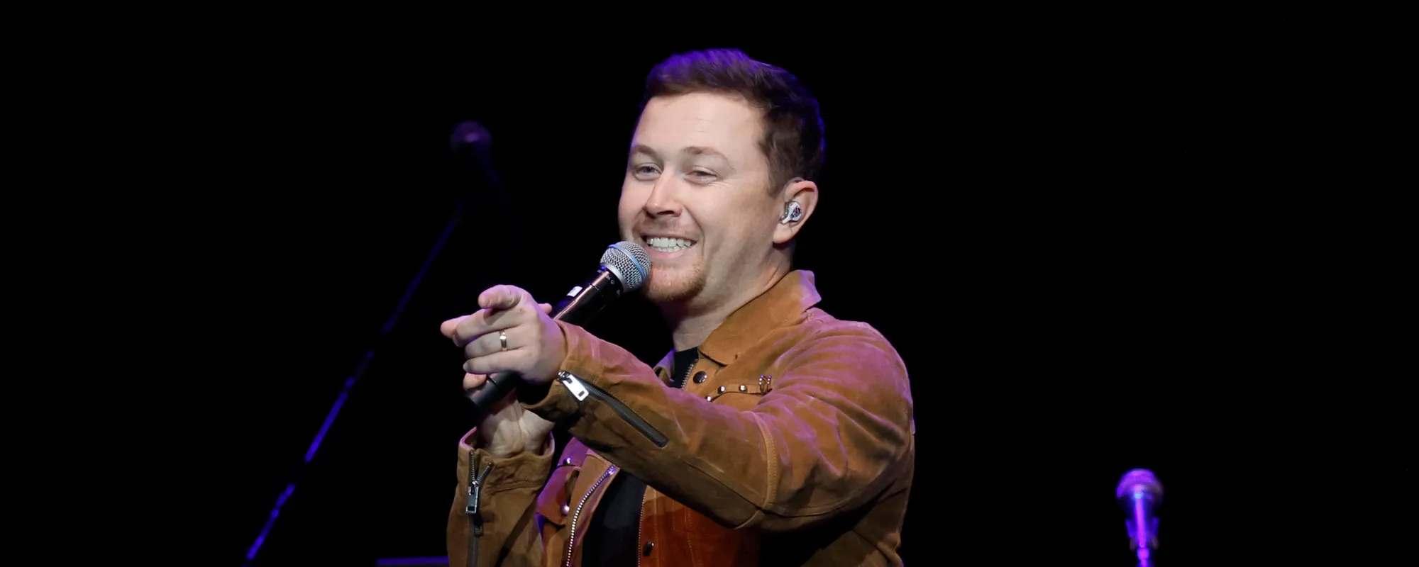 Lainey Wilson, Scotty McCreery Among Performers on Circle Network’s Toys for Tots Series