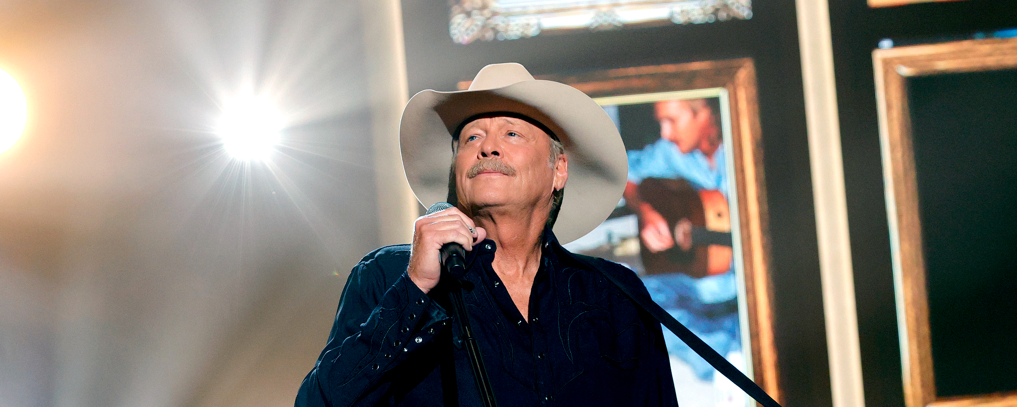 Look: Alan Jackson and Wife Denise Share Photo Celebrating 44 Years of Marriage