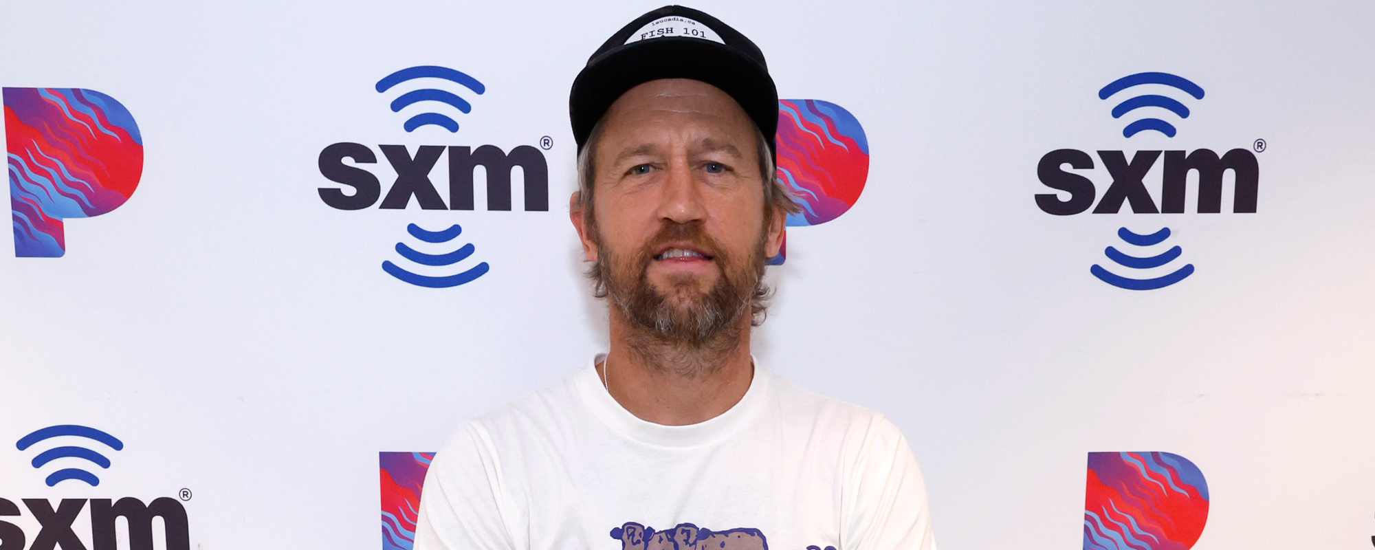 Foo Fighters’ Chris Shiflett Talks Challenges He’s Faced as a Solo Act and “Standing on the Same Piece of Wood” as Hank Williams