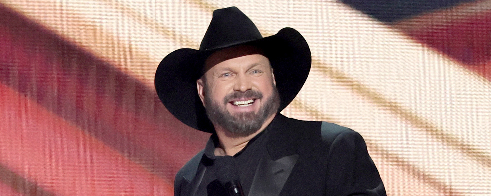 Remember When: Garth Brooks Channeled His Sex-Addicted Rock Alter-Ego Chris Gaines