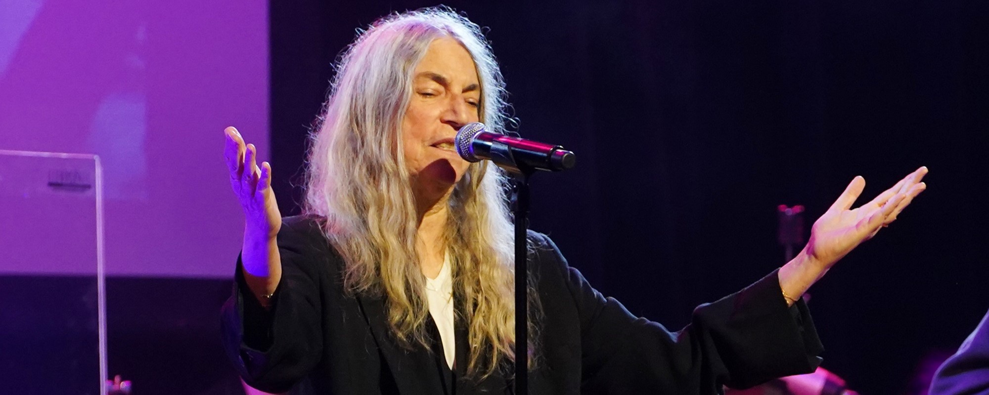 Patti Smith Shares Promising Health Update After Being Rushed to Hospital With “Sudden Illness”