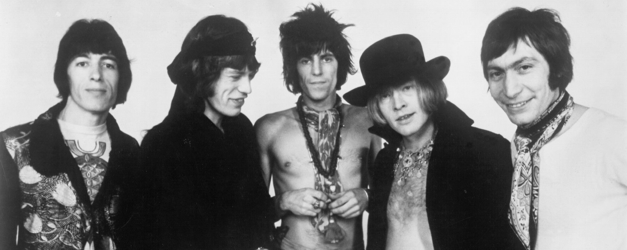 Stone band. Группа the Rolling Stones. Rolling Stones 1920x1080. Иэн Стюарт Роллинг стоунз. Rolling Stones игра с огнём.