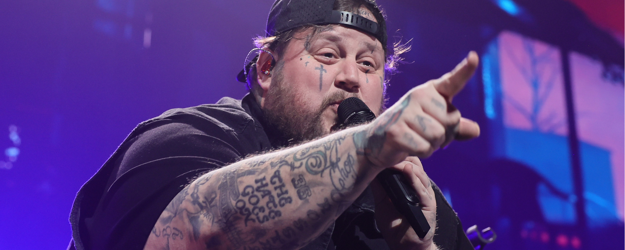 Jelly Roll Keeps It Real About Past Drug Struggles: “I Had To Learn That You Could Drink Alcohol Without Doing Cocaine”