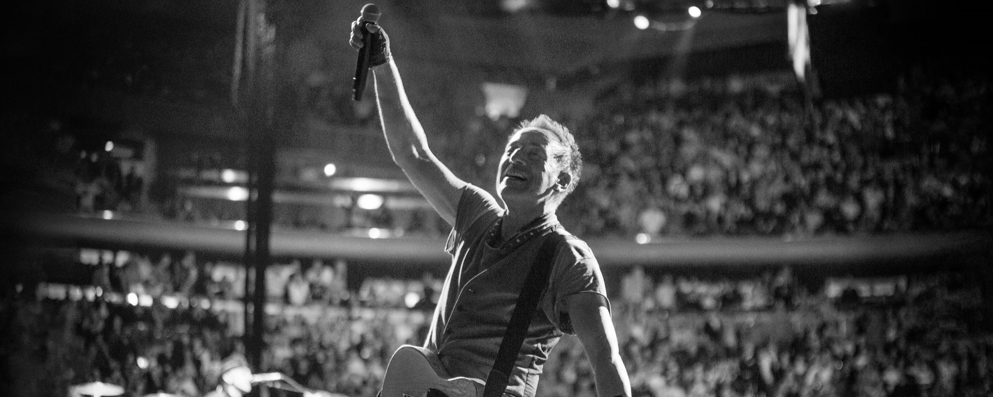 Bruce Springsteen Marks Anniversary of First Top 10 Hit, “Hungry Heart”
