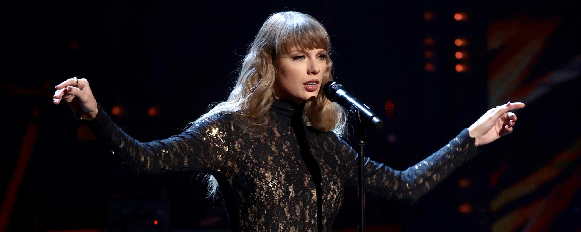 The 4 Most Soul-Crushing and Tear-Jerking Taylor Swift Lyrics