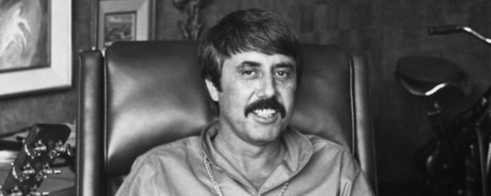 5 Fascinating Facts About Producer Lee Hazlewood, Who Gave Us “Rebel Rouser” and “These Boots Are Made for Walkin'”