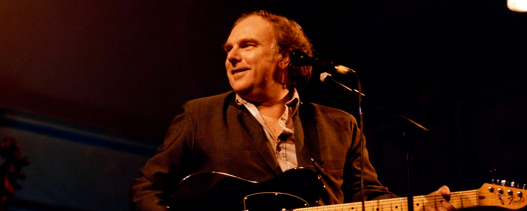 Despite Comparisons, Van Morrison Claims He and Bob Dylan Are “Worlds Apart”