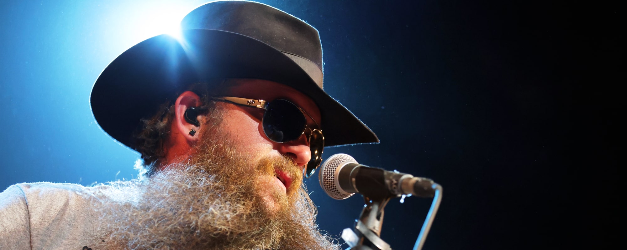 Cody Jinks Announces New Album ‘Change the Game’ with Vulnerable Single “Sober Thing”