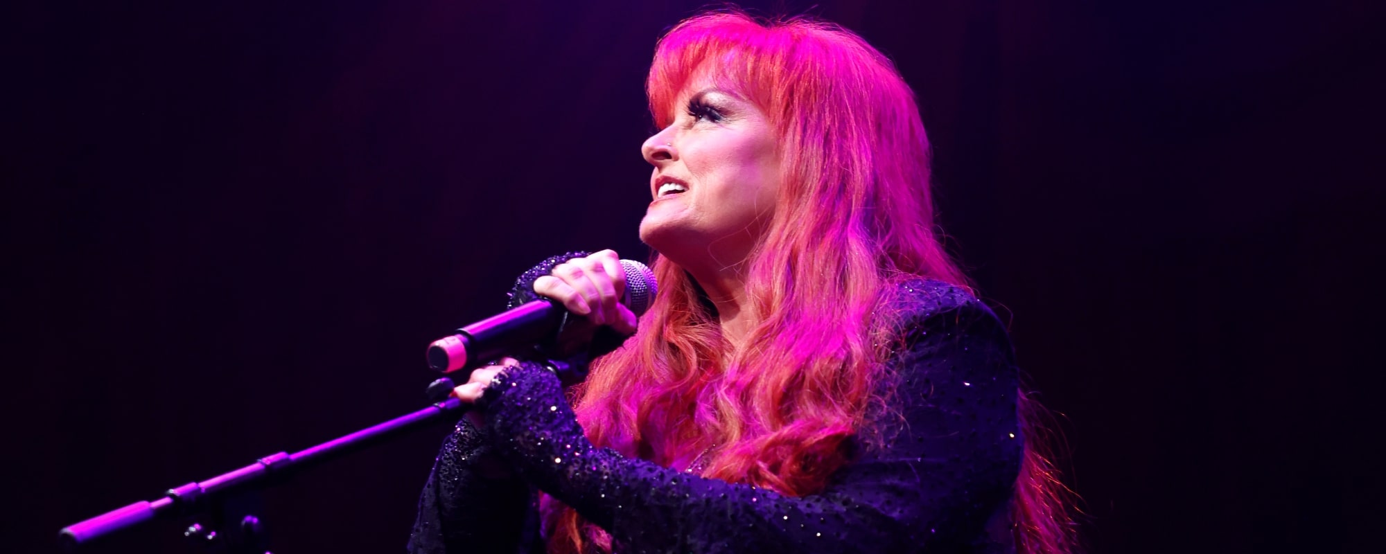 Watch: Wynonna Judd Delivers a Stunning Solo Rendition of “Beautiful Star of Bethlehem” During ‘Christmas at the Opry’