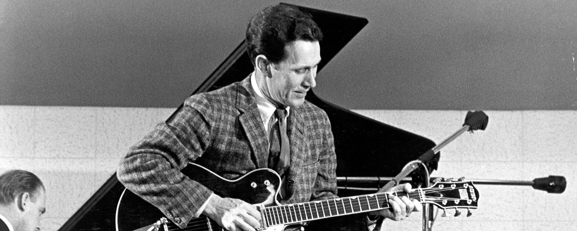 A Primer for the Country-Curious: 5 Fascinating Chet Atkins Facts