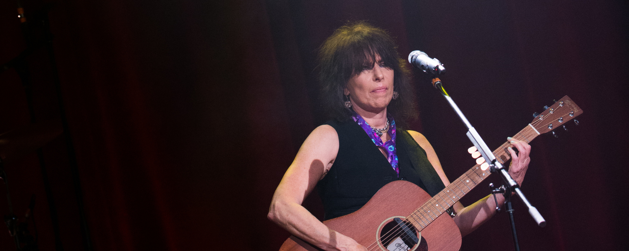 The Tao of Chrissie Hynde: The Meaning Behind “Middle of the Road” by The Pretenders