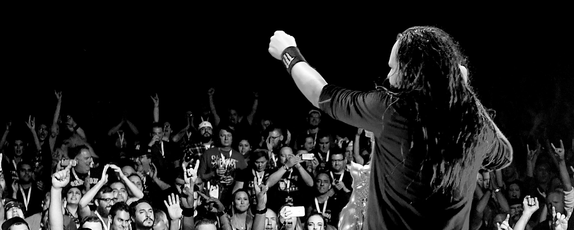 4 Songs You Didn't Know Jonathan Davis Wrote for Korn - American Songwriter
