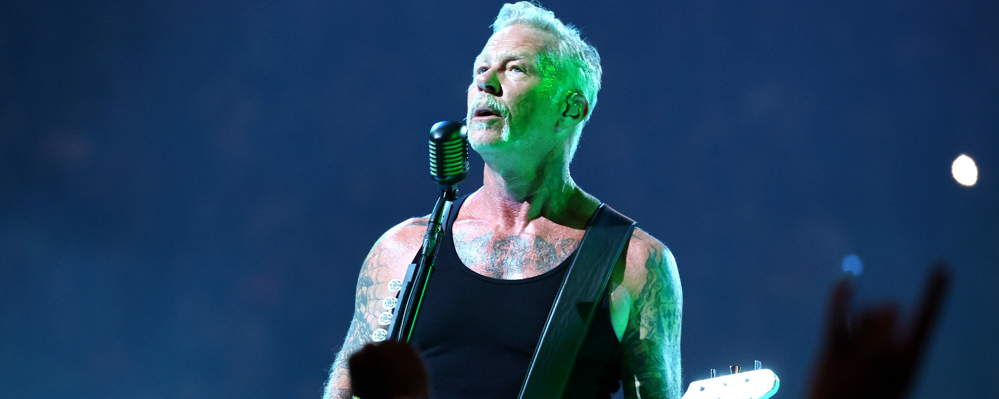 Metallica’s James Hetfield Proposes Unique New Microphone Feature to Fight Dehydration