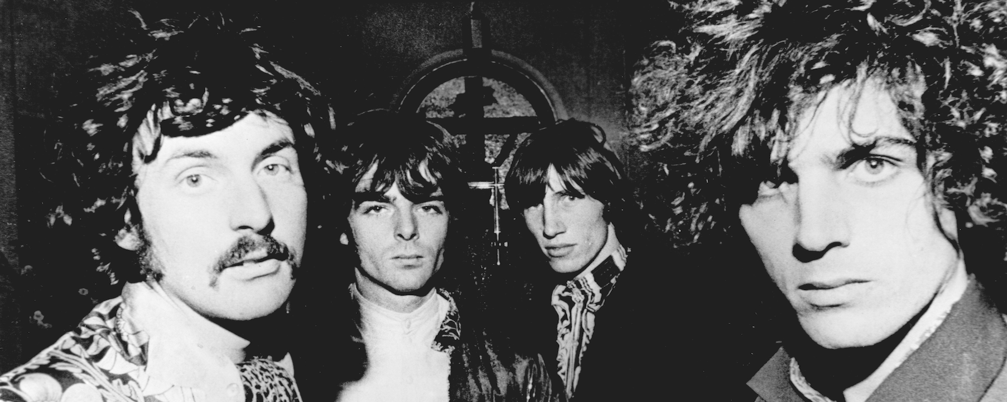 The Crossdressing Thief Behind the Syd Barrett-Penned Pink Floyd Debut “Arnold Layne’