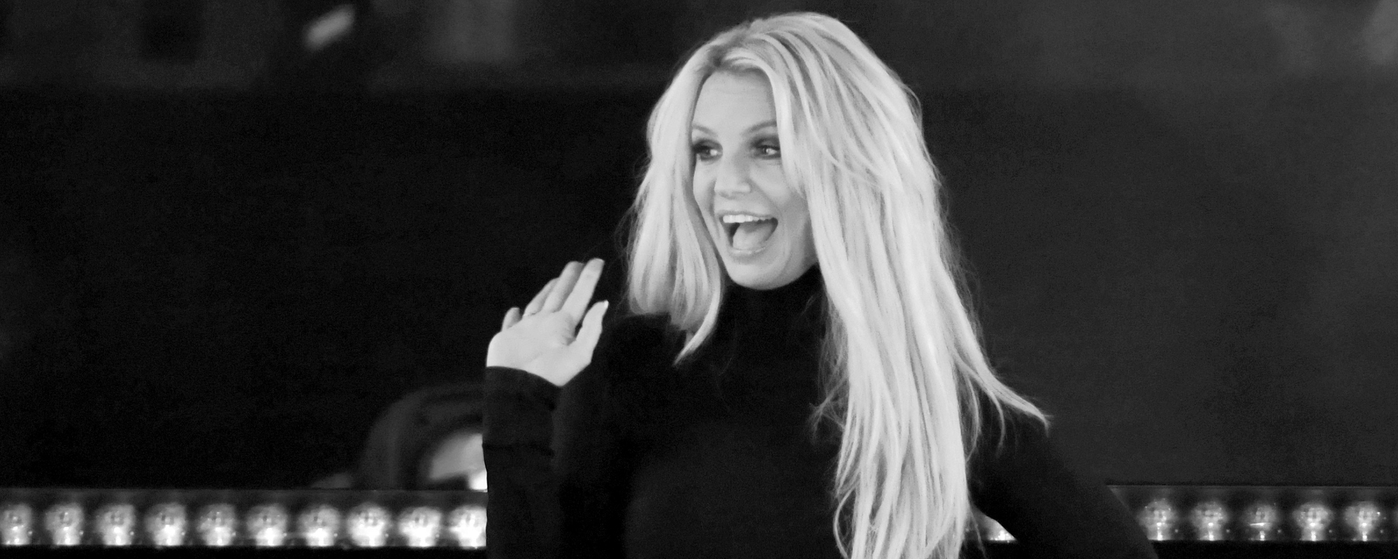 Britney Spears Sets Her Instagram To Private After Telling Justin Timberlake She’s “Deeply Sorry”; Reacts to His ‘SNL’ Performance