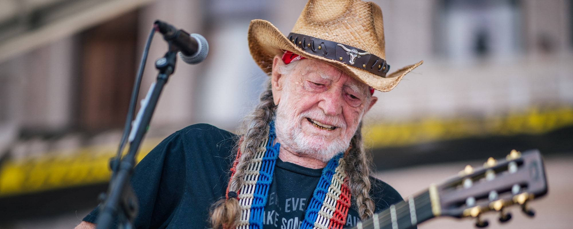Willie Nelson “Keeps on Giving” With Hilarious Images from Movie With Kris Kristofferson