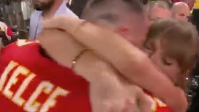 Taylor Swift's first words to Travis Kelce after Super Bowl revealed.