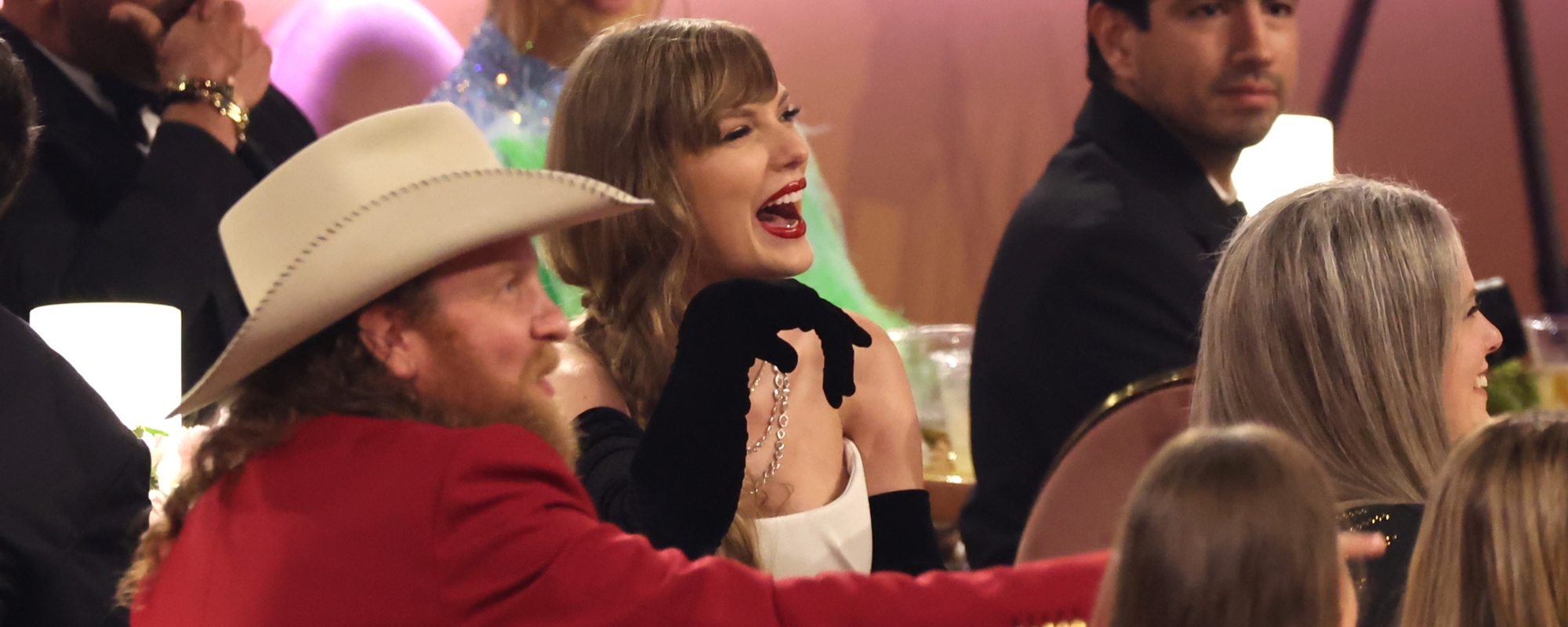Taylor Swift Reacts to Joni Mitchell’s Emotionally Wrecking GRAMMYs Performance