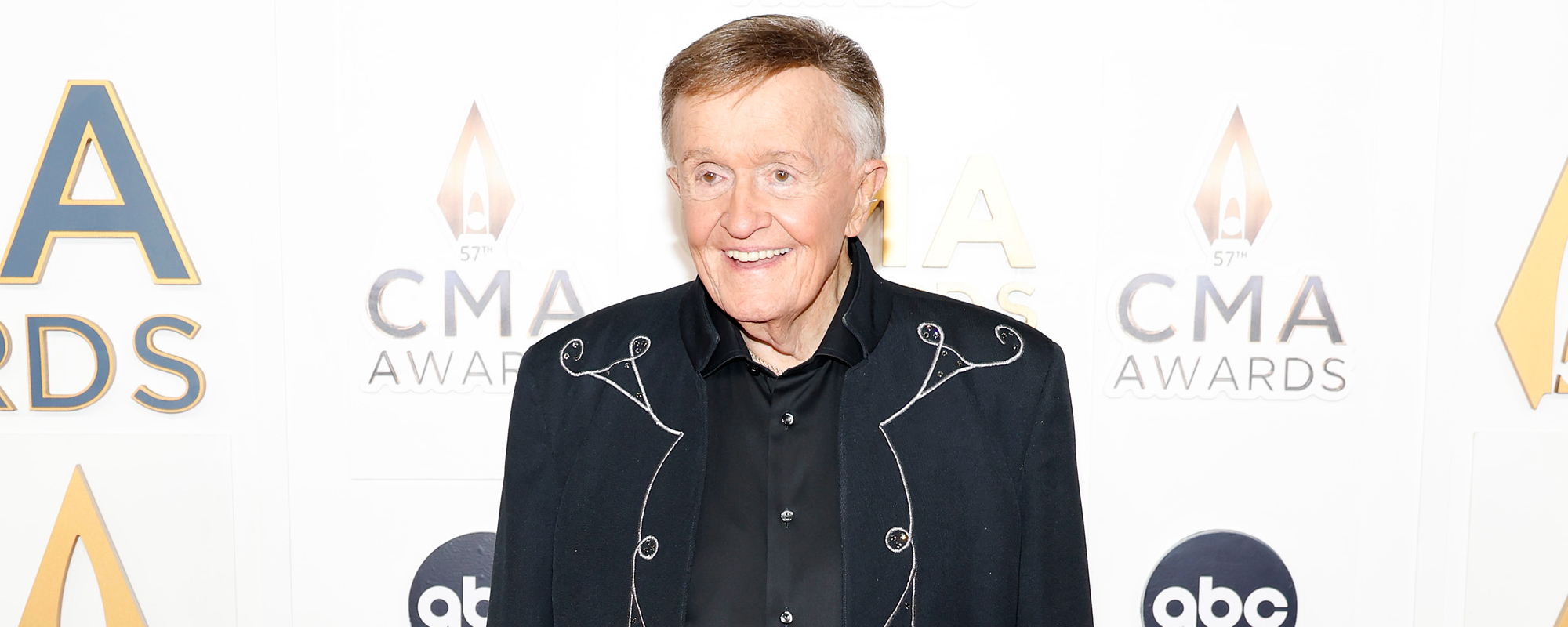 Bill Anderson “Surprises” Opry Crowd, Announces Willie Nelson Appearance—but There’s a Catch