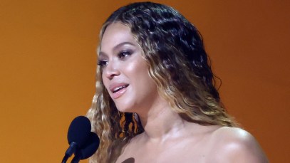 Beyoncé Celebrates Valentine’s Day With a Little Bit of Country and a Lot of ”Love”