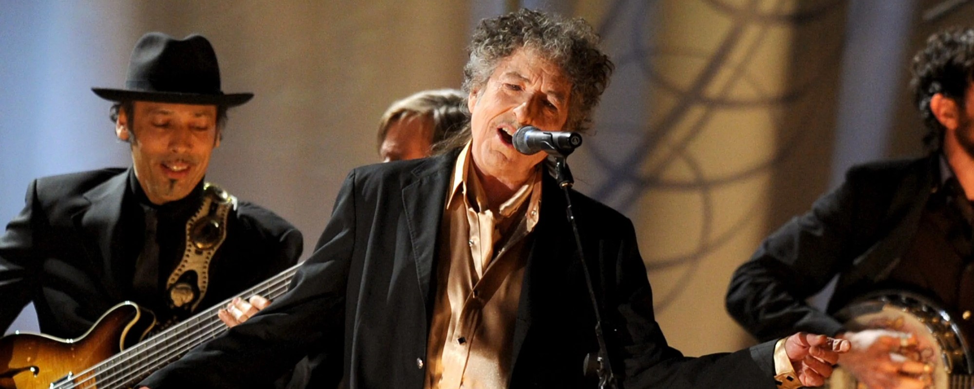 Bob Dylan’s 2024 Rough and Rowdy Ways Tour – New Dates Added