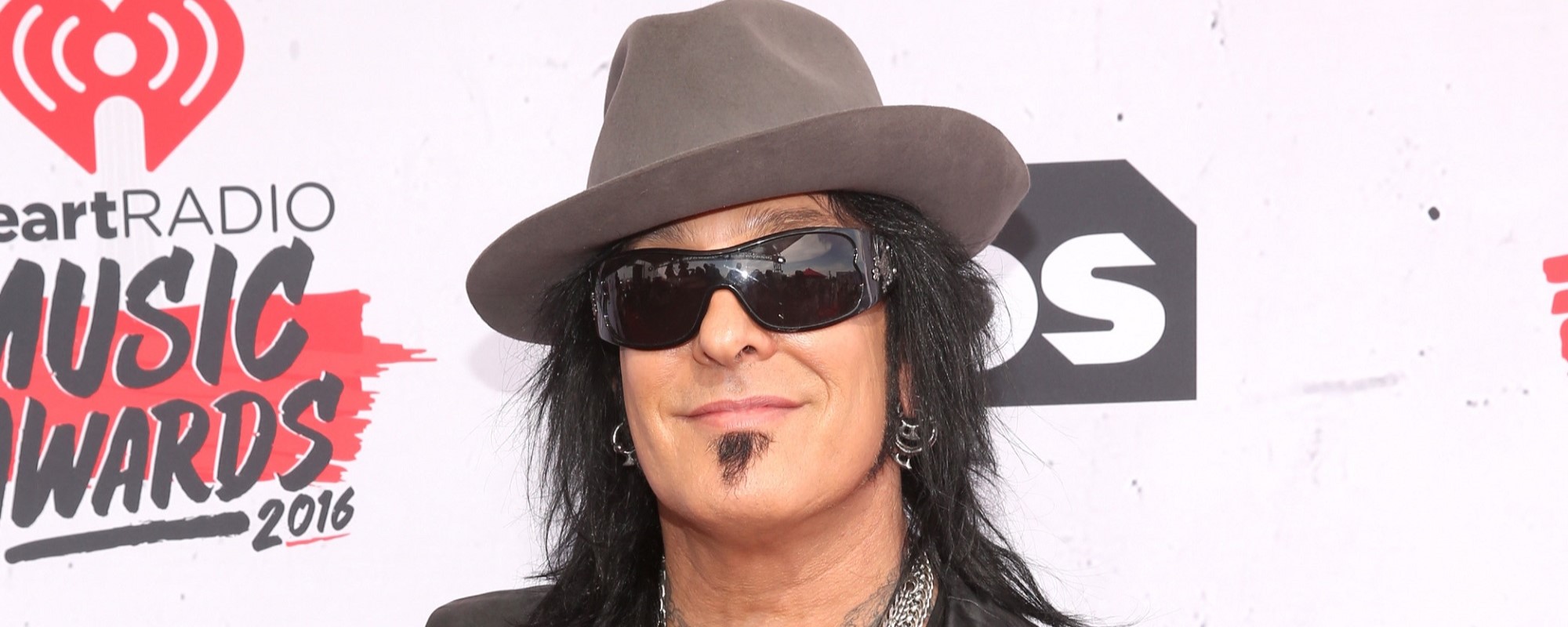 Mötley Crüe’s Nikki Sixx Shares Updates About Alleged Stalkers: “When Your Daughter and Wife Get Threatened All Bets Are Off”