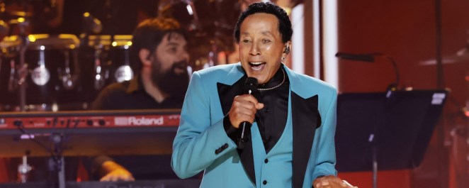 Happy Birthday, Smokey Robinson! Watch the Motown Legend Sing a “Pitch-Perfect” Miracles Medley in 1974