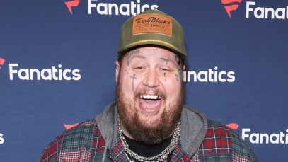 Bunnie Xo Shares Hilarious Video of What It’s Like to Fly With Jelly Roll