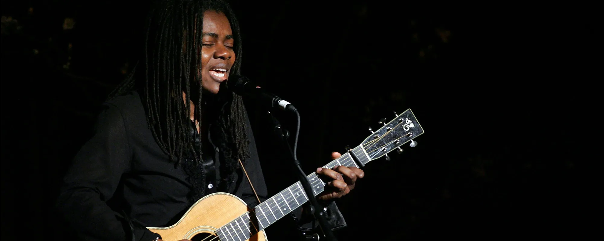 Tracy Chapman Fans Abuzz Over “Epic” Luke Combs Details for 2024 Grammys