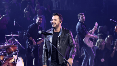 luke bryan performing onstage