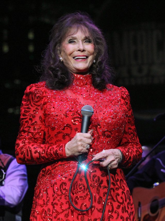 5 Loretta Lynn Songs That Were Banned American Songwriter