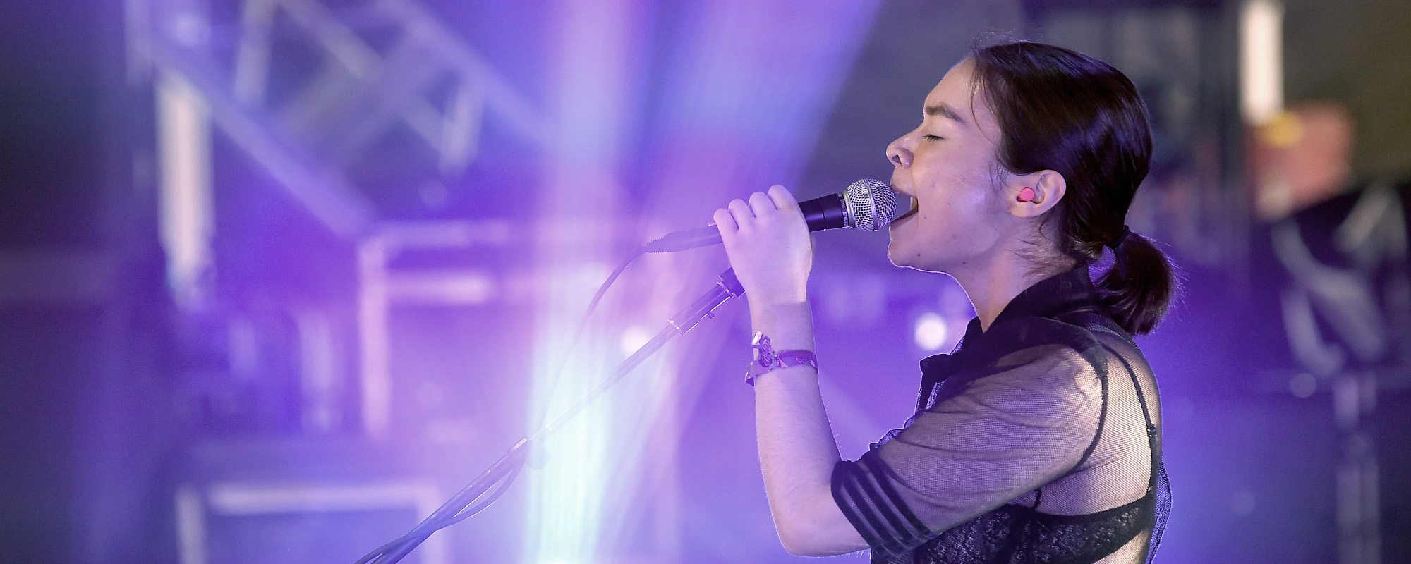 Mitski Comes Clean in “Washing Machine Heart”: Here’s What The Song Really Means